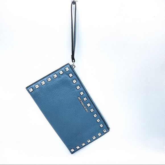 NWOT MICHAEL Michael Kors Women’s  Powder Blue Studded Wristlet - Picture 1 of 14